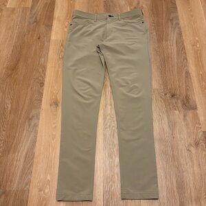 Public Rec Dealmaker Pants 31x34 Tan Khaki Chinos Stretch Performance Office